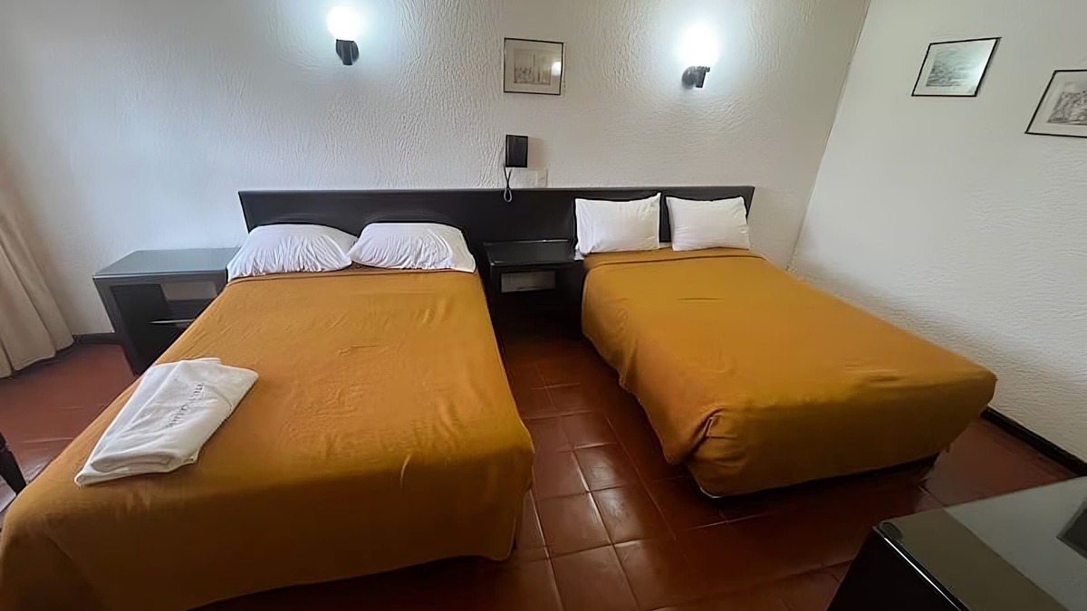 Morelia Hotel | Hotel Villa Capr, 2 camas dobles 4 Huéspedes