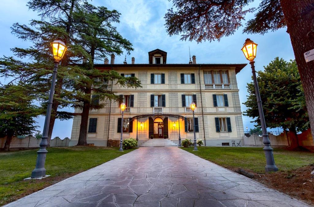 Serravalle Scrivia Hotel | Hotel Villa La Bollina