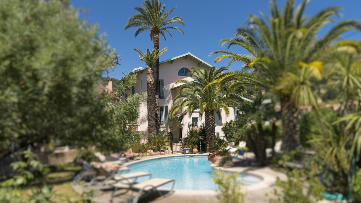 Vence Hotel | Hotel Villa Roseraie