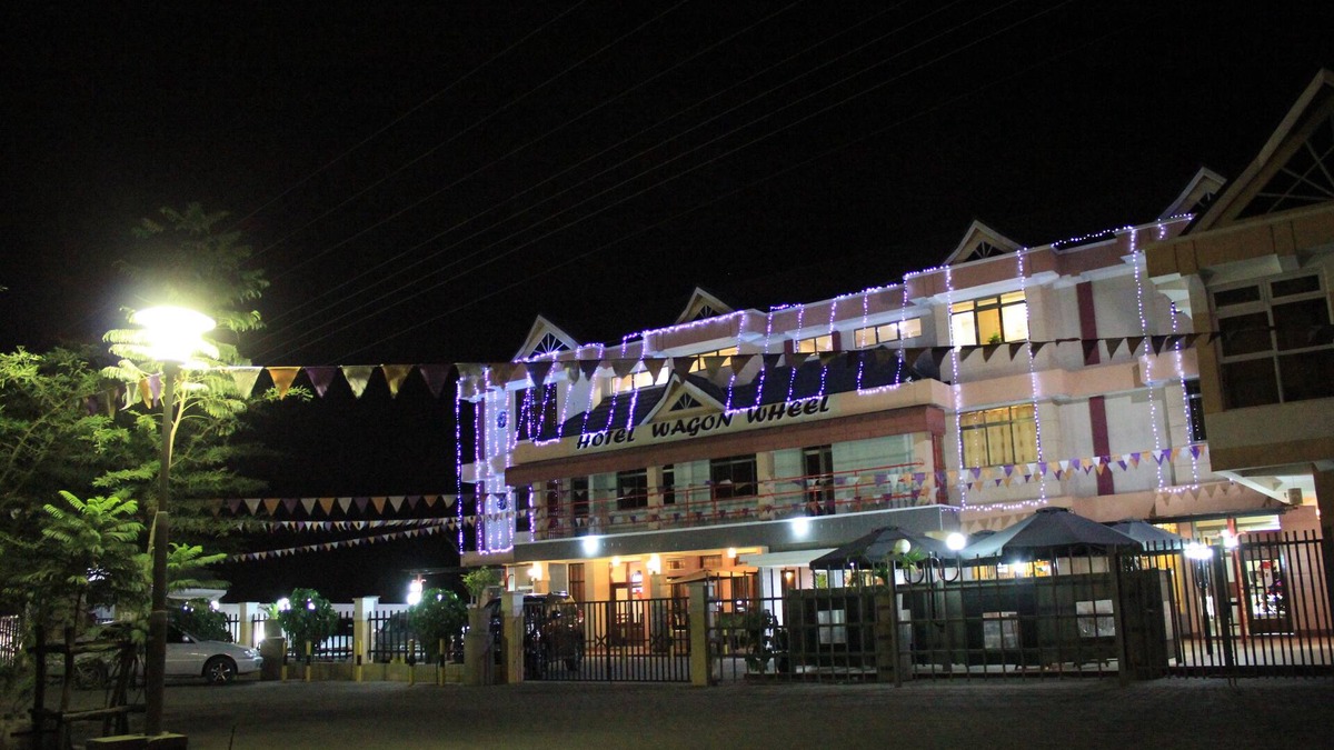 Naivasha Hotel | Hotel Wagon Wheel