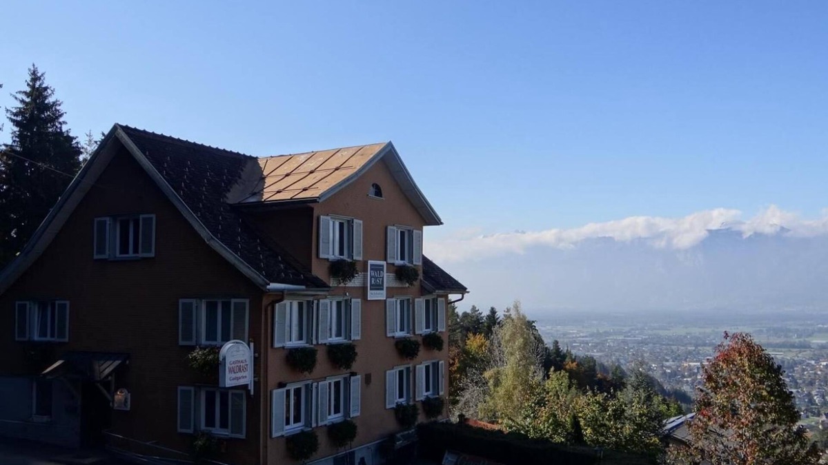 Zwischenwasser Bed & Breakfast | Hotel Waldrast B&B