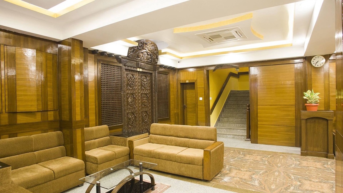 Pokhara Hotel | Hotel Yellow Pagoda Pokhara