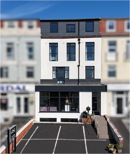 Bispham Hotel | HOTEL242