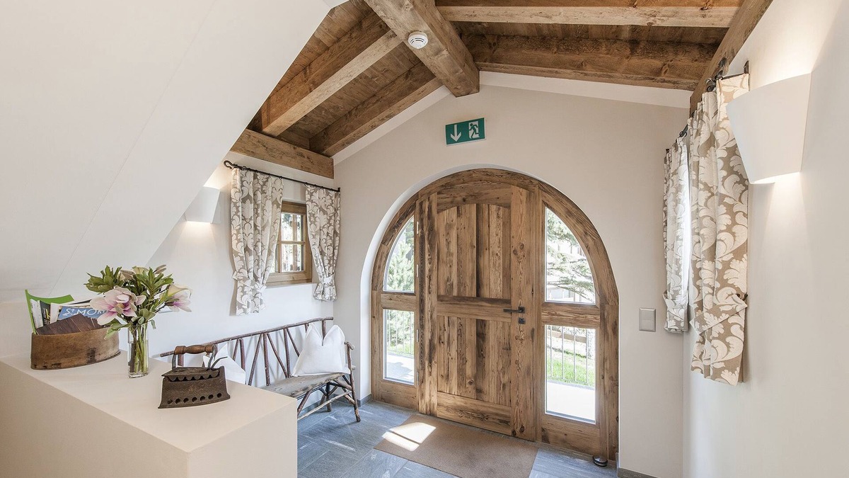 Celerina-Schlarigna Hotel | Hotelino Petit Chalet