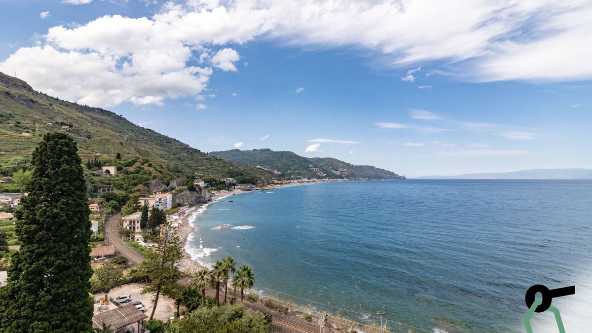 Spisone Hotel | Hotiday Taormina Mare