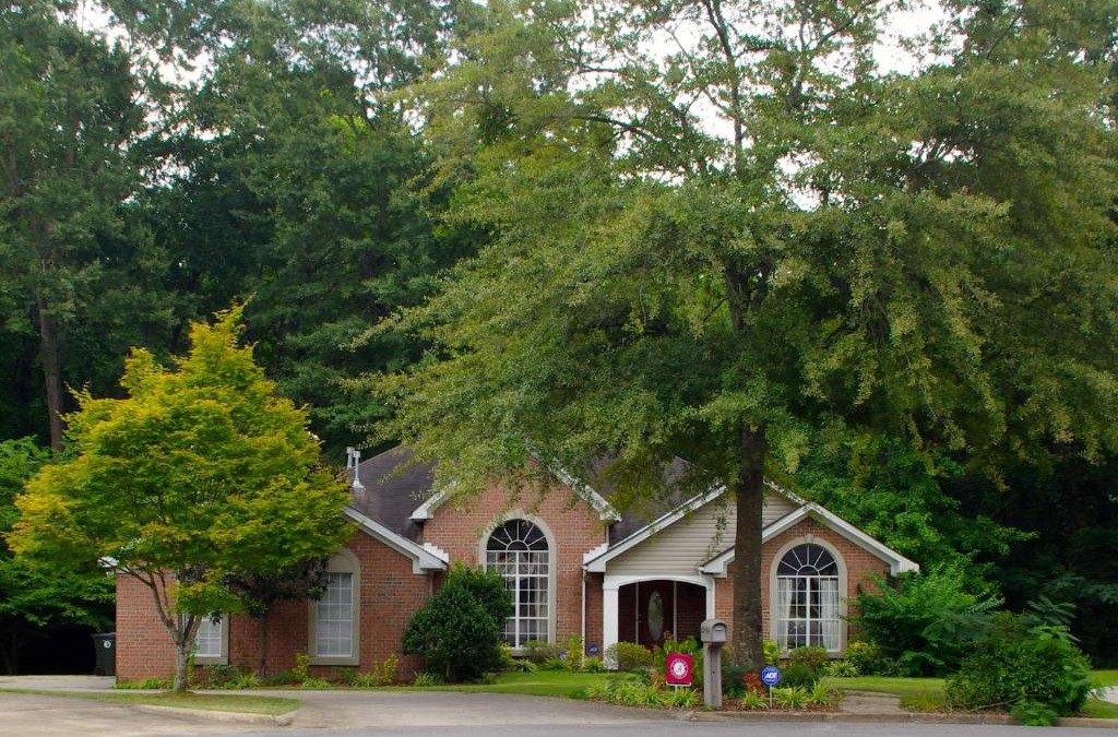 Tuscaloosa House | Houndstooth Cottage