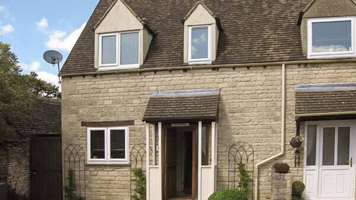 Stow-on-the-Wold Cottage | Hour Cottage