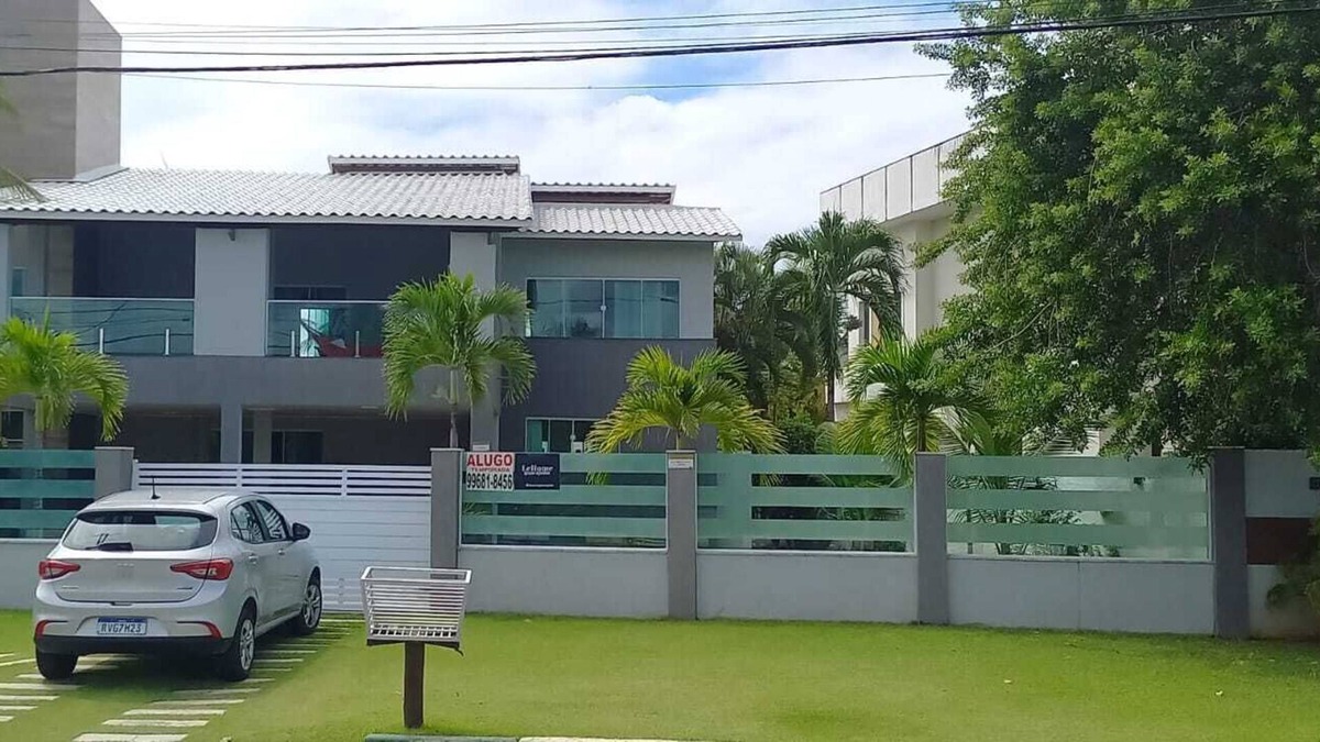 Parafuso House | House 150 m from the beach. Listen to the sea from your balcony!