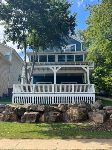 Leesburg House | House #41 Moonset Vista House (Pet Friendly)