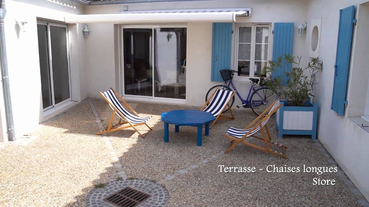 Le Bois-Plage-en-Re House | House 6 people in quiet street between beaches and village center