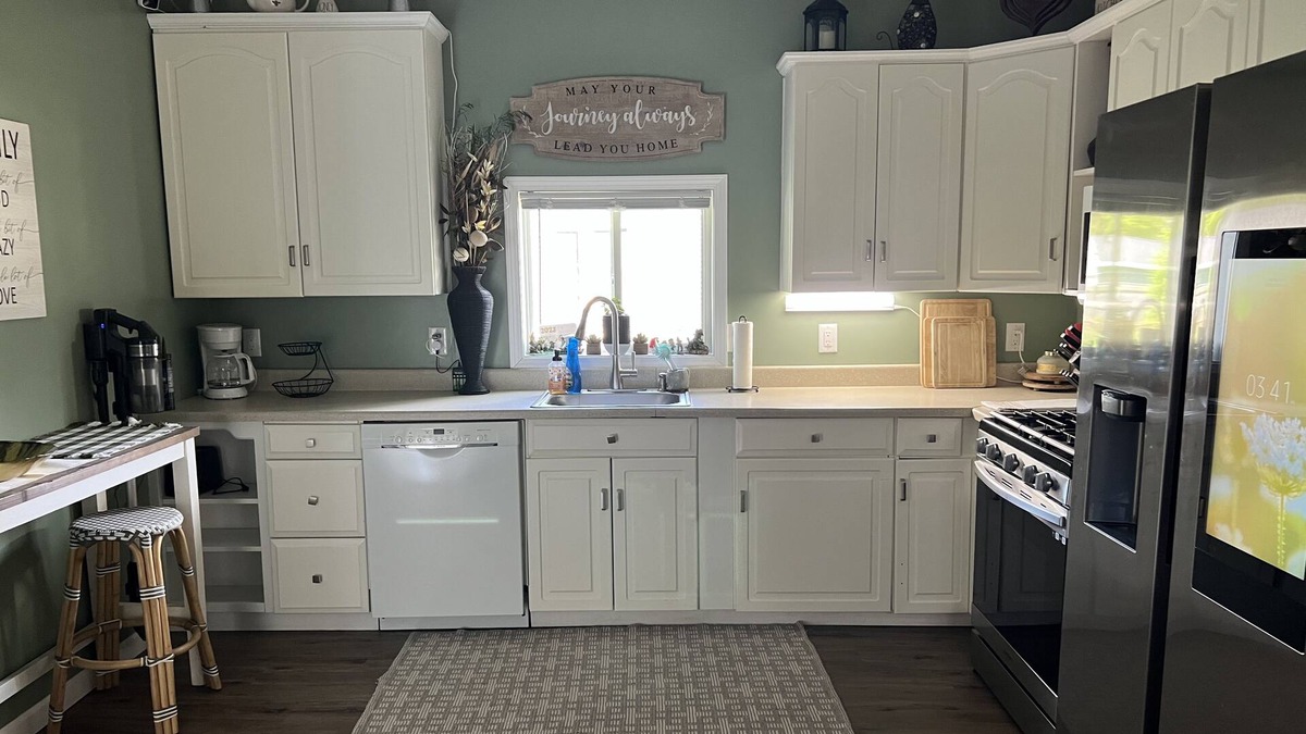 Oshkosh House | House across from Lake Winnebago boat launch