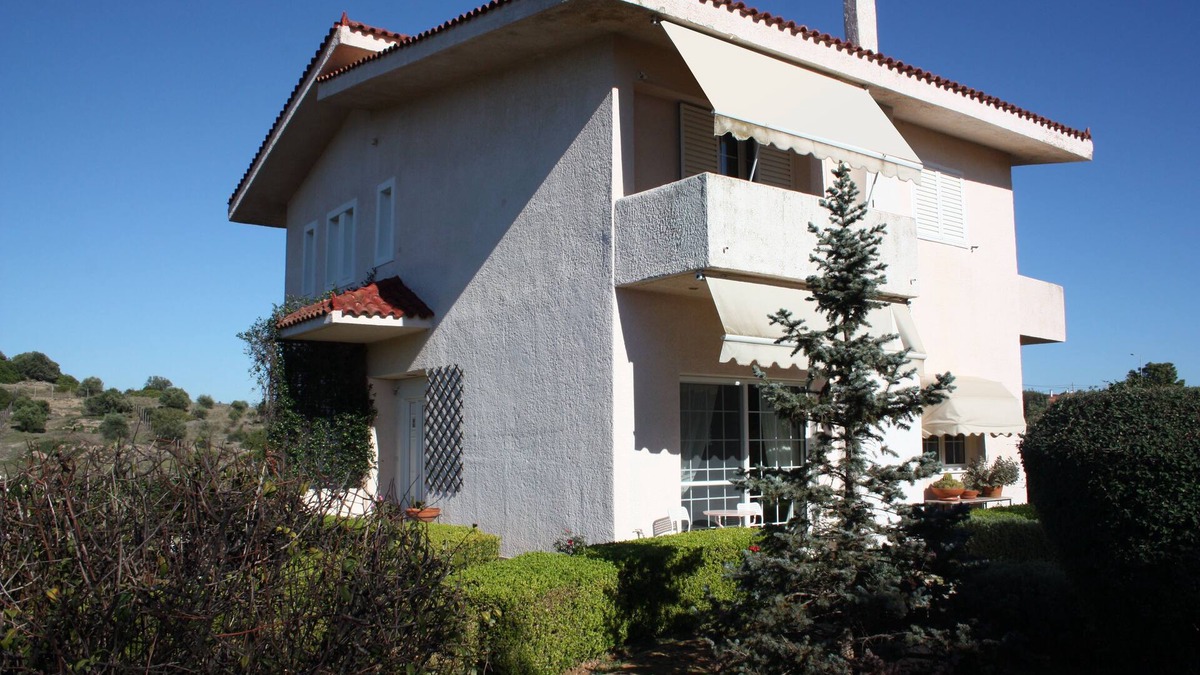 Markopoulo Mesogaias House | House Angie - 4 km from the beachnPorto Rafti - Atticanfor 4-8 pers. nn