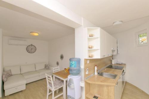 Starigrad House | House Anica