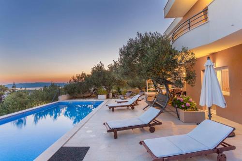 Veliko Brdo House | House Arija