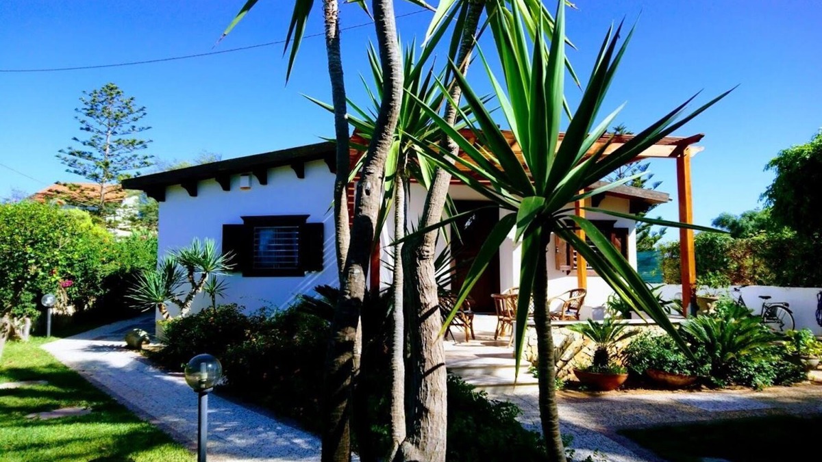 Punta Secca Villa | house at 100 m. from the sea