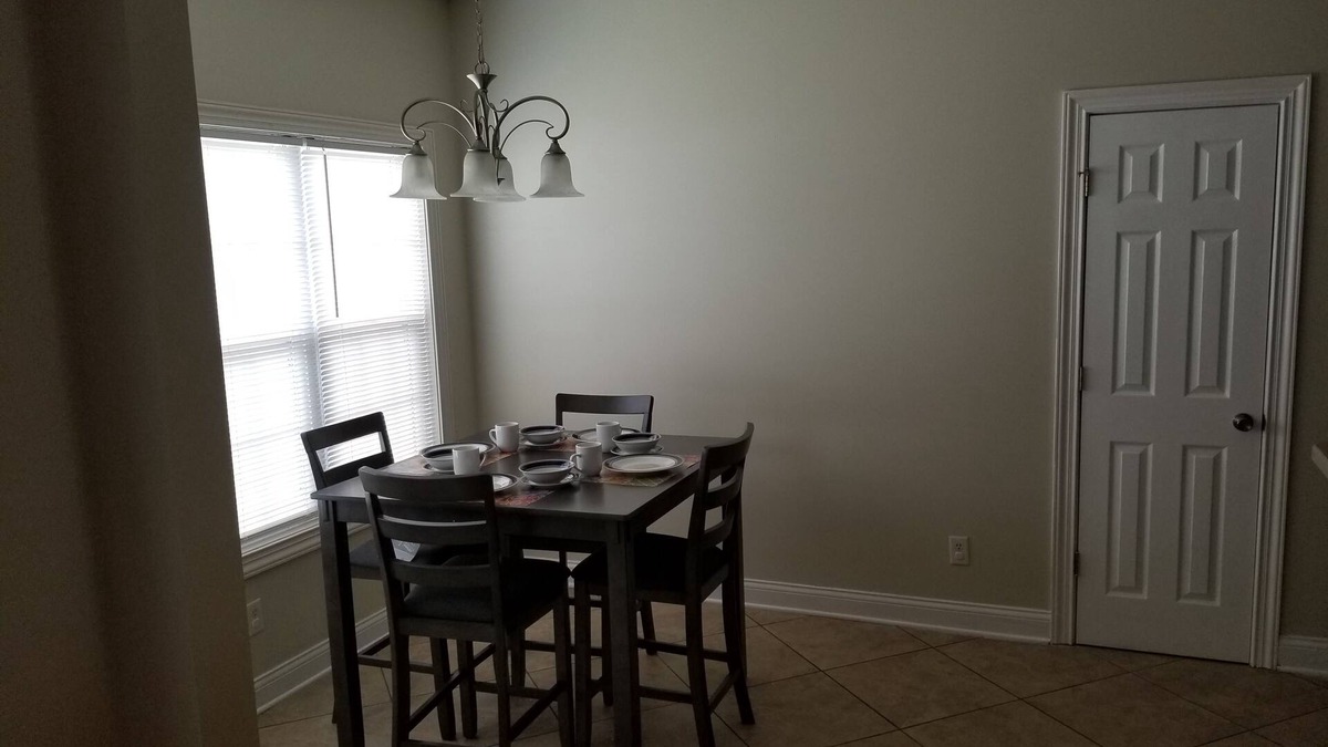 Brunswick House | House at the Lakes, fishing , nearby boat ramps, Parks and minutes from Beaches
