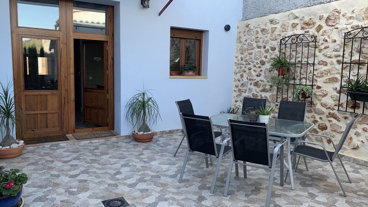 Pedreguer House | House between the beach and the mountains