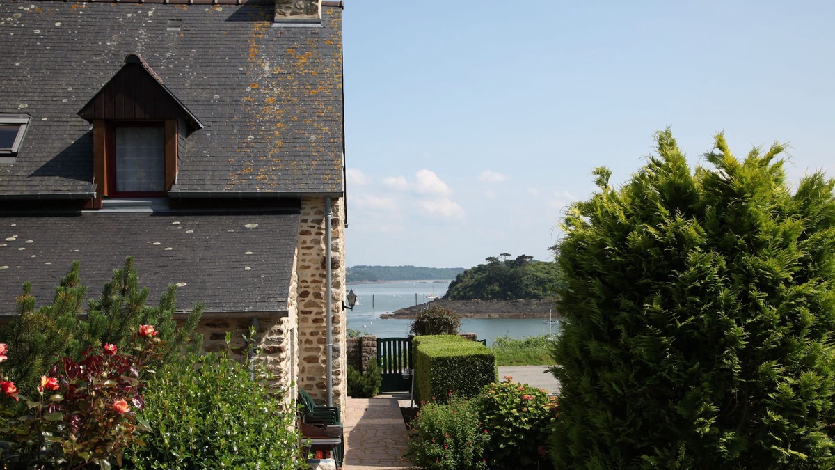 Quelmer - La Passagere House | House Borders Rance for lovers of calm