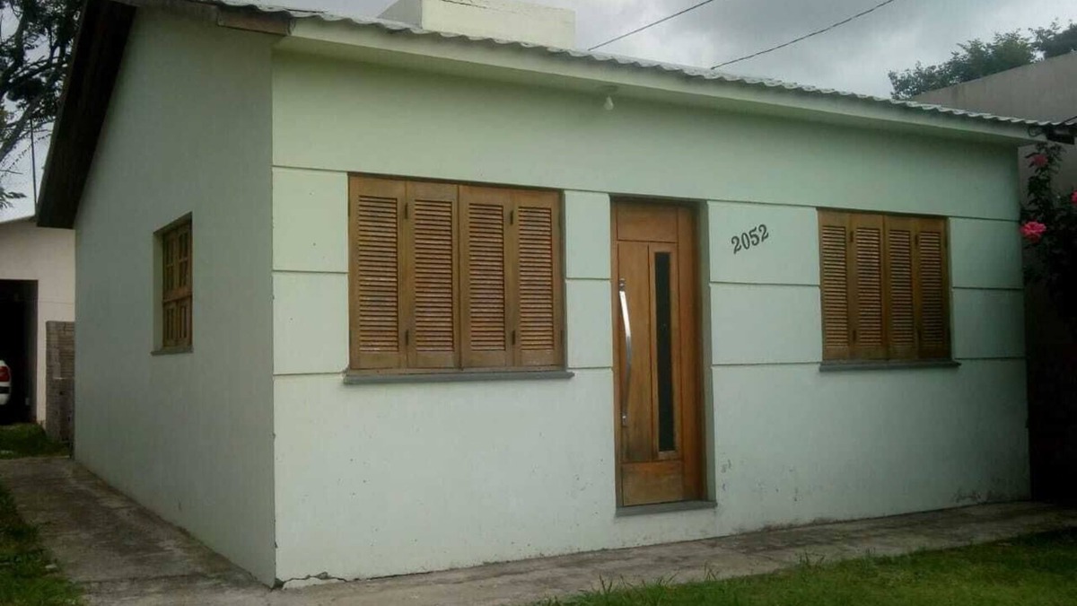 Santana House | House