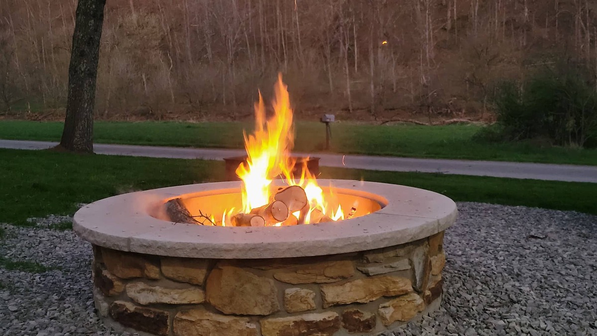 Laings House | House by the creek, in the middle of Wayne national forest