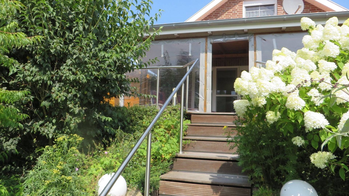 Timmel House | House by the lake, swimming, fishing, boat, sauna, pet, WLAN.