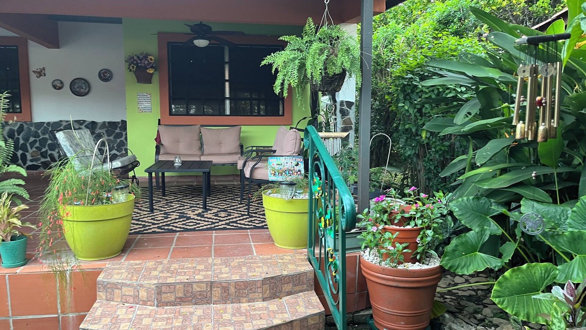 Playa Coronado Cottage | House/casita, 2 bedrooms with amenities close to the beach