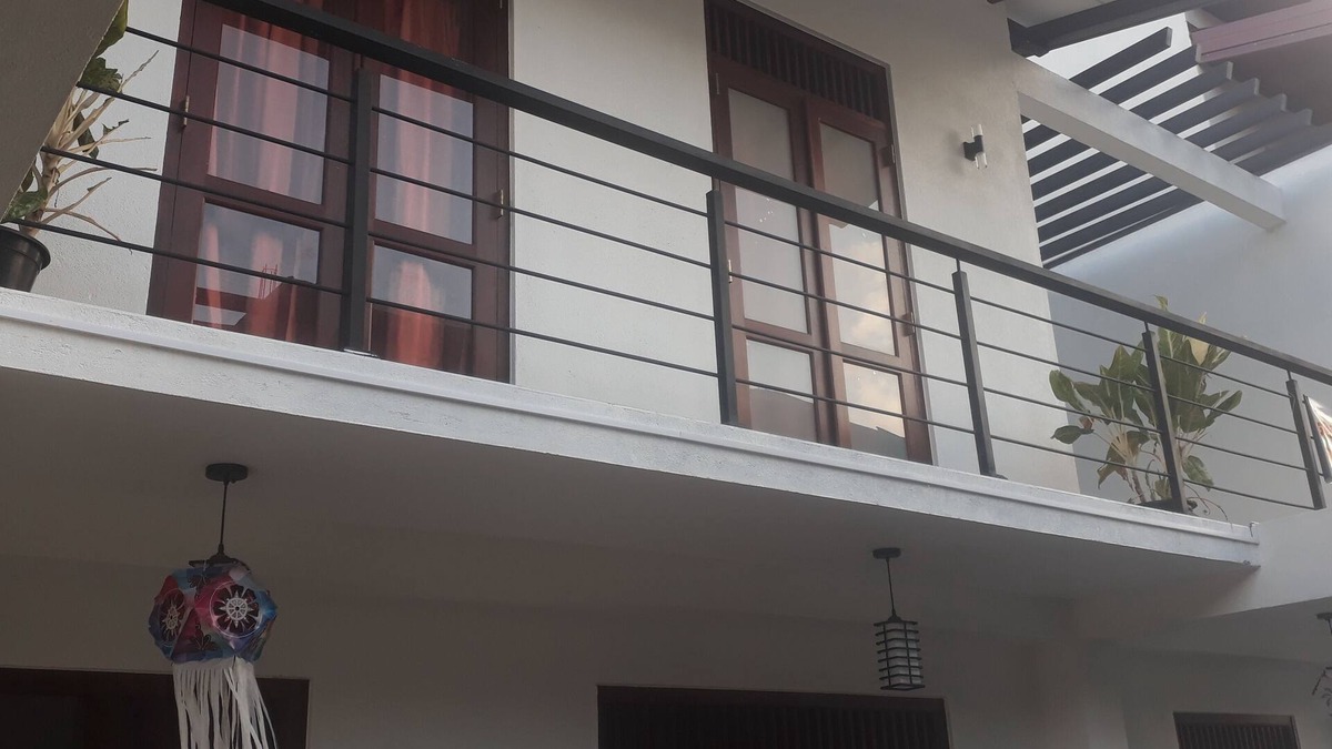 Malabe House | house,city house,town house,small hose.