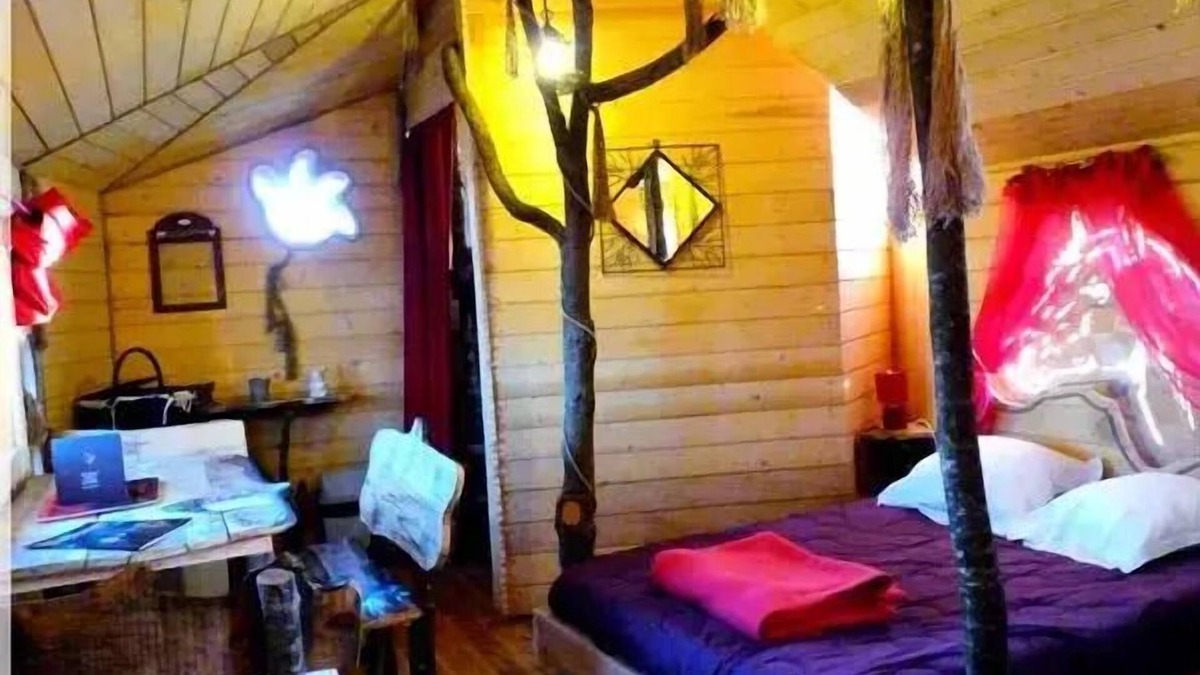 Dienne Cabin | House Dans Les Branches 4 People