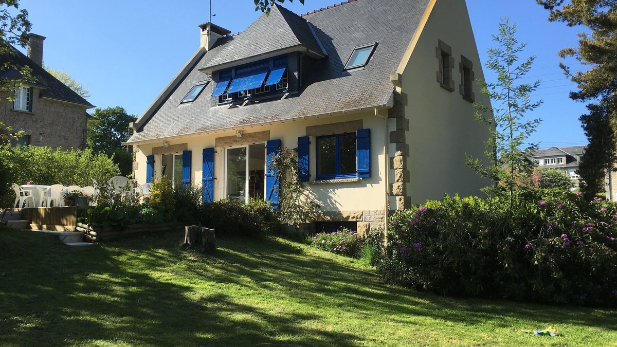 Dinard House | HOUSE DINARD 4 or 5 BEDROOMS Near Beaches THE PEACE GARDEN Vicomte