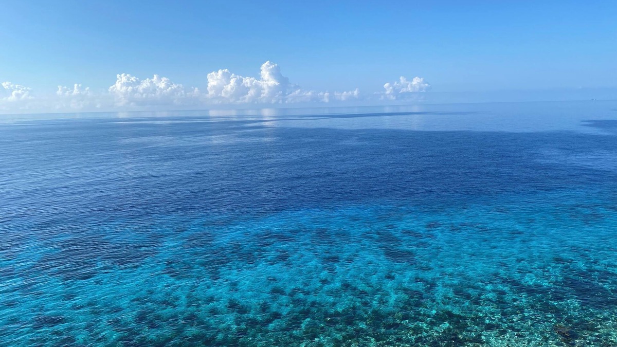 Soto House | House directly on the Caribbean Sea with private beach and breathtaking views.