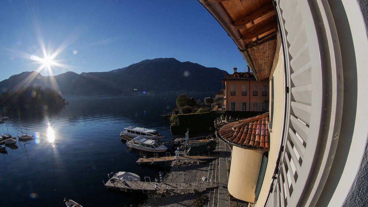 Sala Comacina Apartment | HOUSE FEDE "pieds dans l'eau" suite just by Lake Como, what a view!