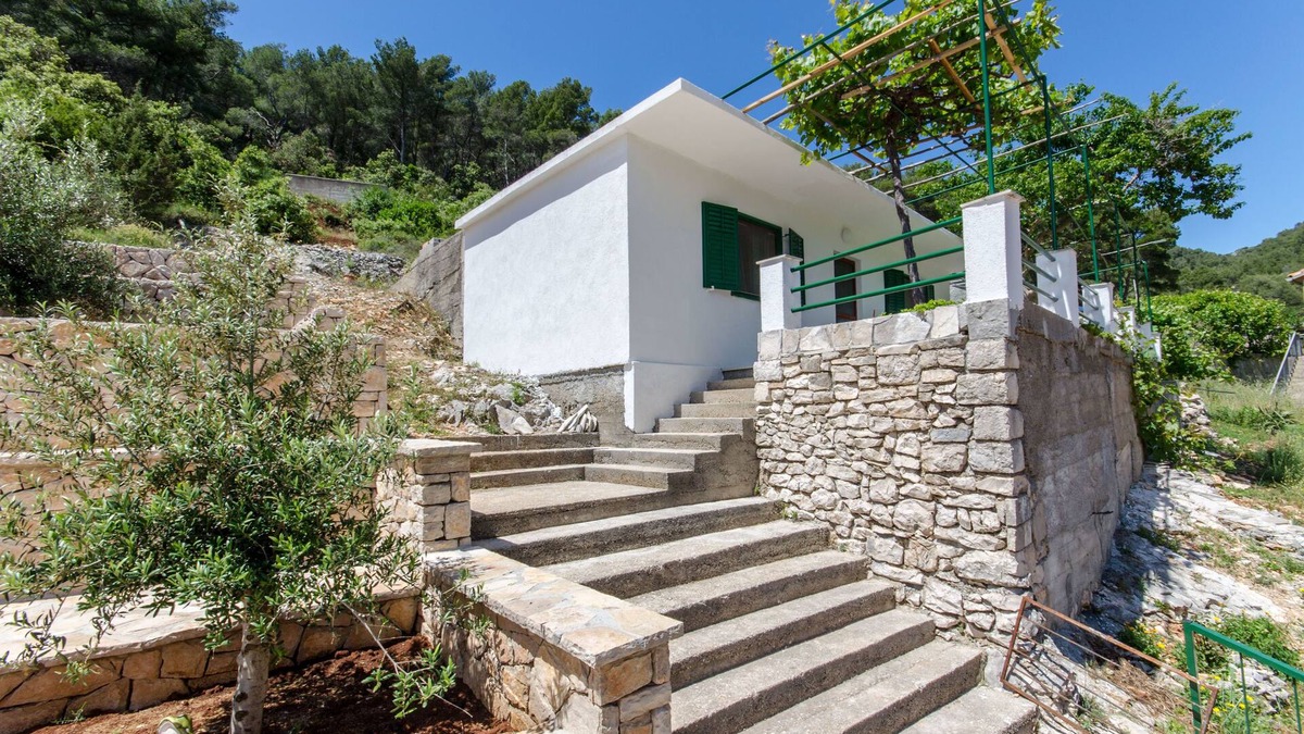 Bogomolje House | House Filip (33731-K1) - Bogomolje