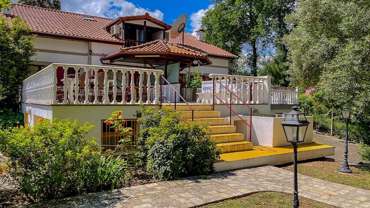 Santa Luzia House | House for 12 persons in Amares Portugal
