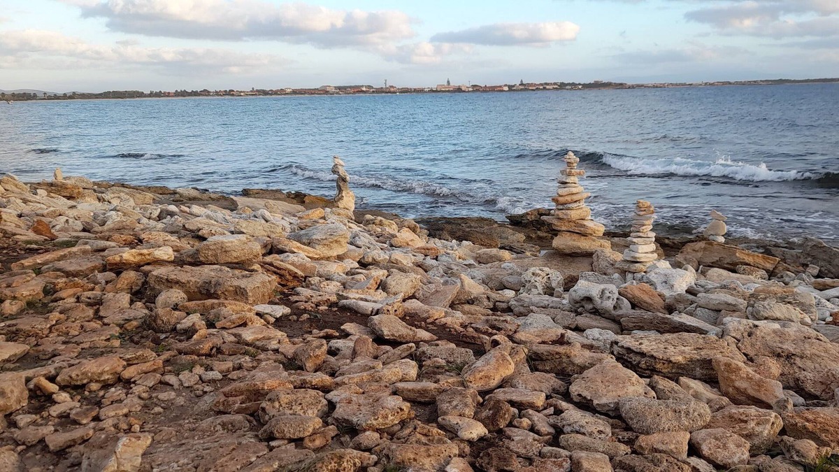 Capo Mannu Apartment | House for 6/8 people a stone's throw from the sea