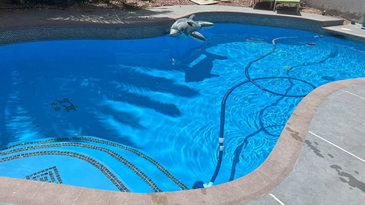 North Las Vegas House | HOUSE FOR A BIG FAMILY SWIMING WITH POOL AND RV PARKING.