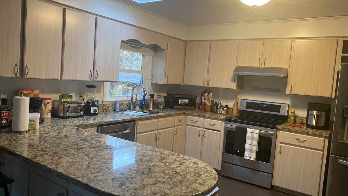 Charlottesville House | House for group of 8 or 9