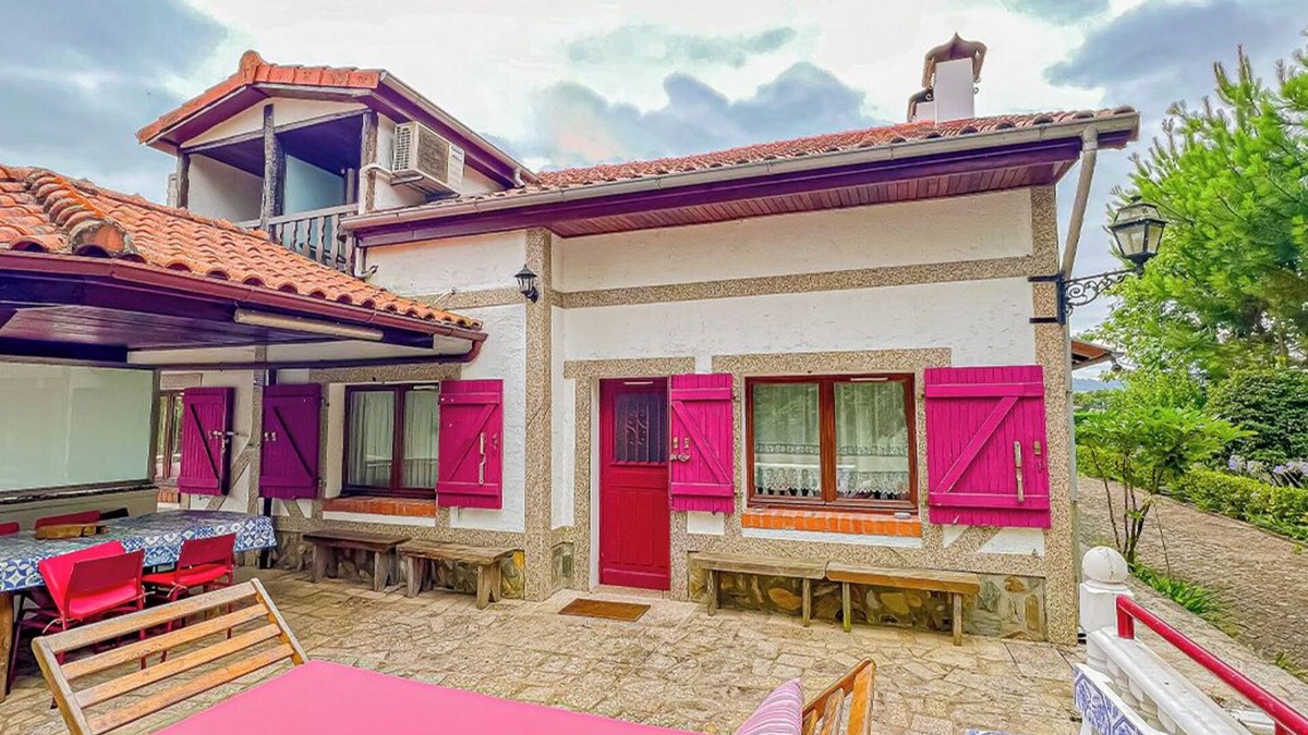 Santa Luzia House | House for Groups | Private Domain Amares Portugal