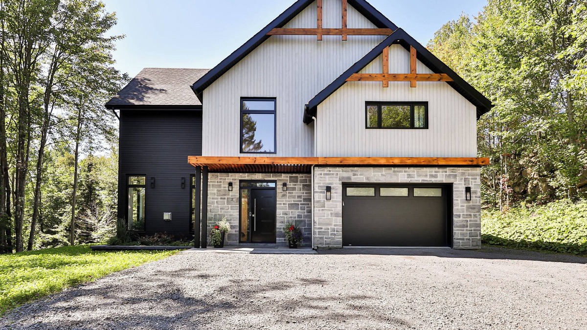 Saint-Sauveur House | House for rent - Saint-Sauveur - Winter season 4 months December 1, 2024