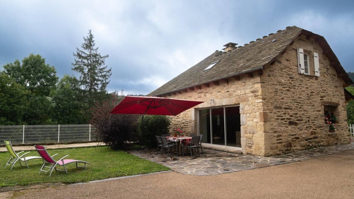 Chadenet House | House