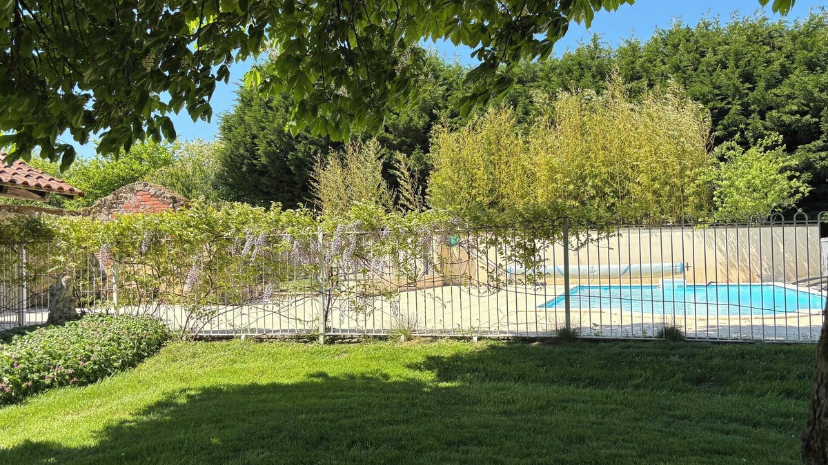 La Peruse House | House built in a barn with all modern conveniences from 2024