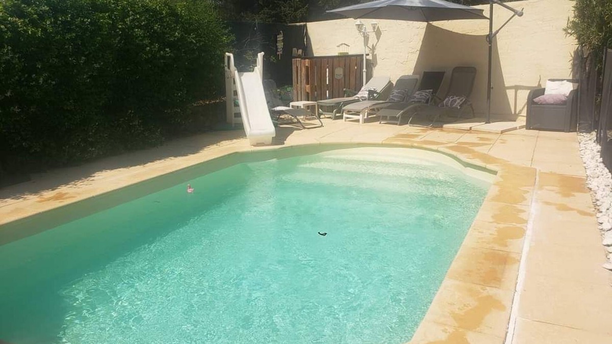 Gemenos House | House gemenos clim swimming pool close beaches 9 sleepings