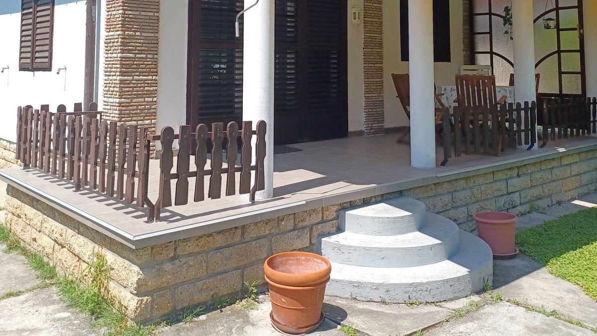 Balatonfoldvar House | House in a quiet area