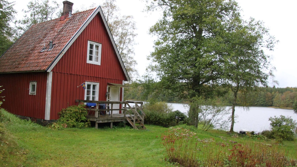 Perstorp Municipality House | House in Bälinge with lake plot