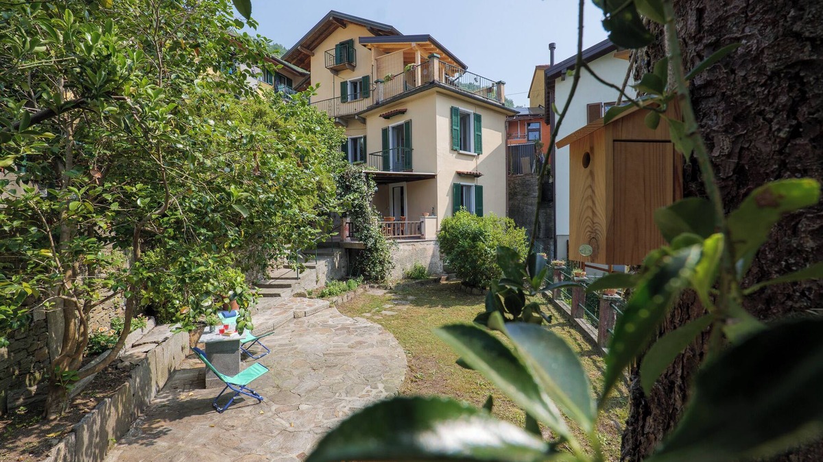 Comero House | House in Borgo of other times