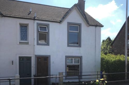 Drymen House | House in Drymen Village with free local health club access