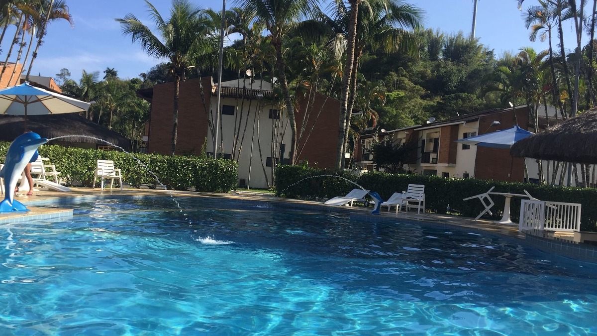 Pereque-Mirim House | House in gated community