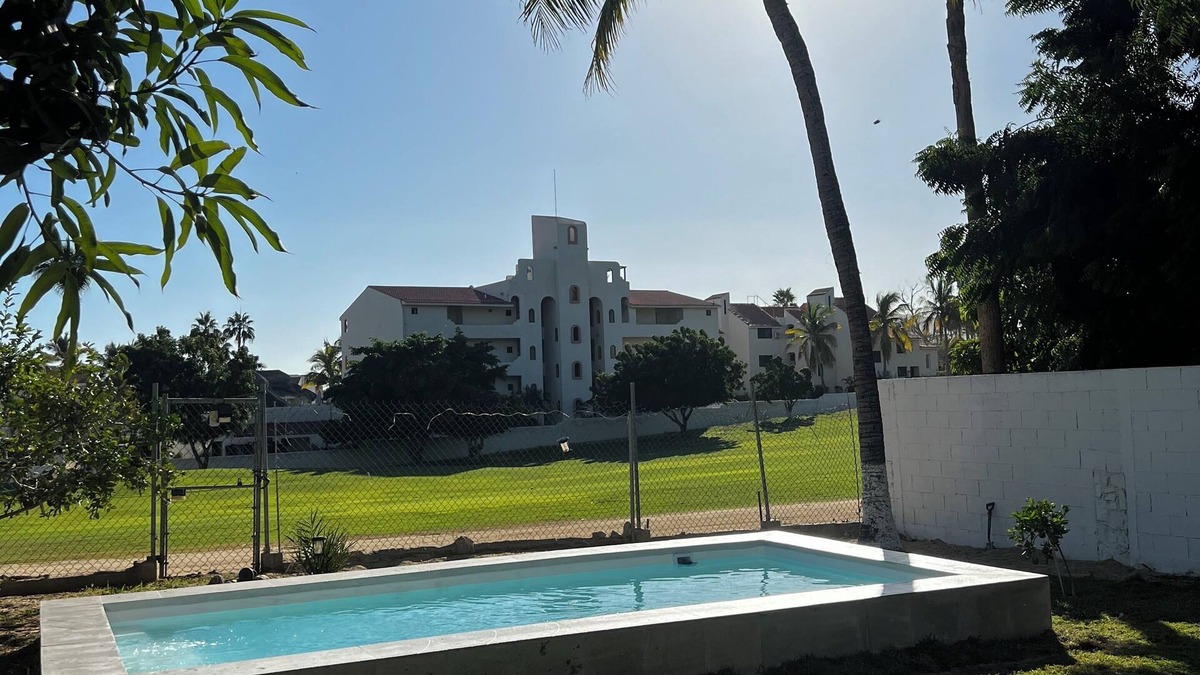 Campo de Golf Fonatur House | House in golf course with pool. Excellent location very close to downtown