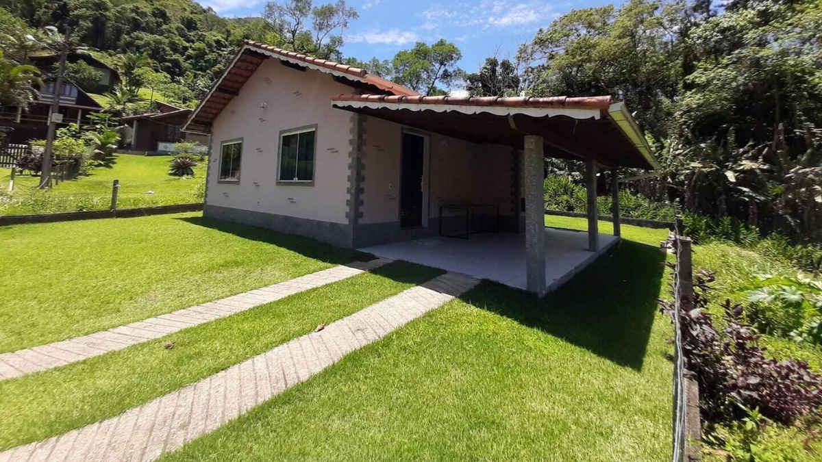 Lumiar House | House in Lumiar with private waterfall and farm