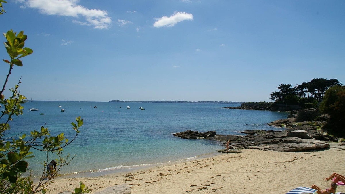 Kerroch House | House in Ploemeur: Direct Access to the Beach and View of Groix Island,