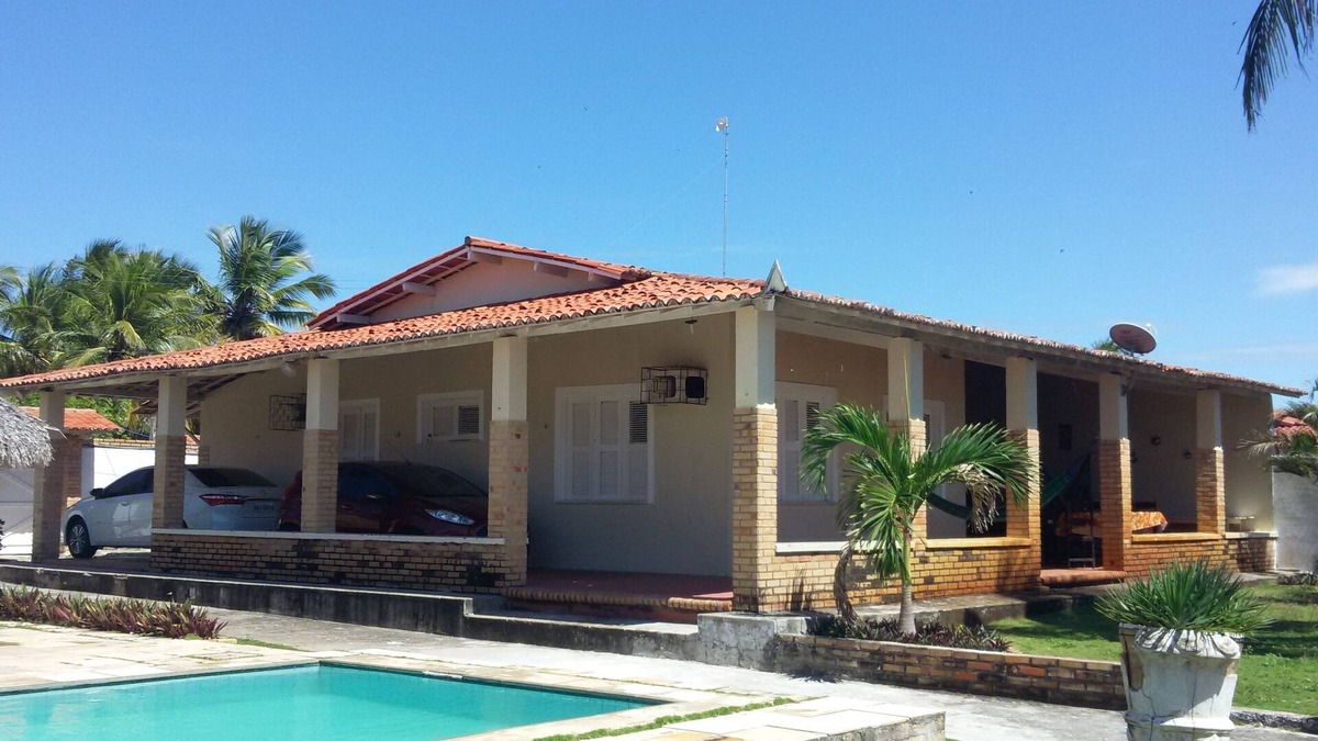 Beberibe House | House in Praia Morro Branco Beberibe Ceara
